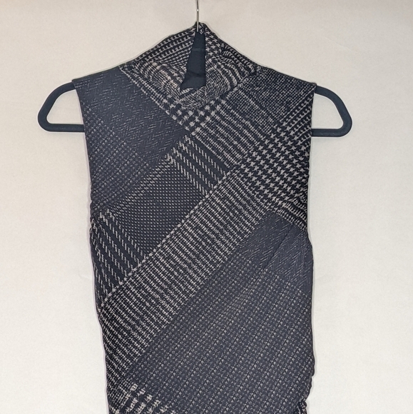 Fuzzi Dress Plaid - Picture 5 of 12